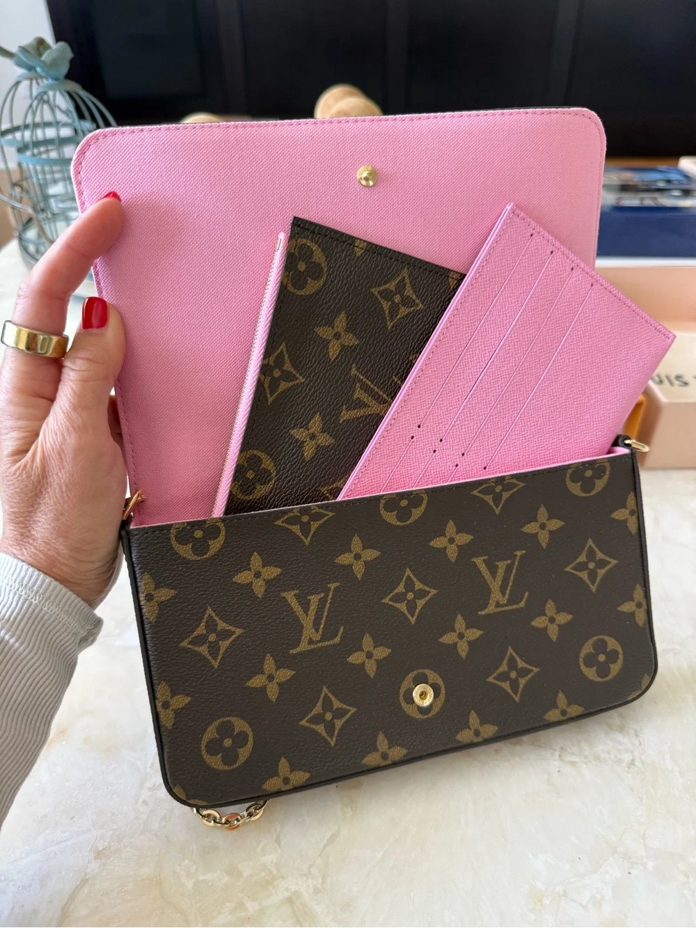 Limited Edition Louis Vuitton Brown Monogram Vivienne Paris Felicie Pochette